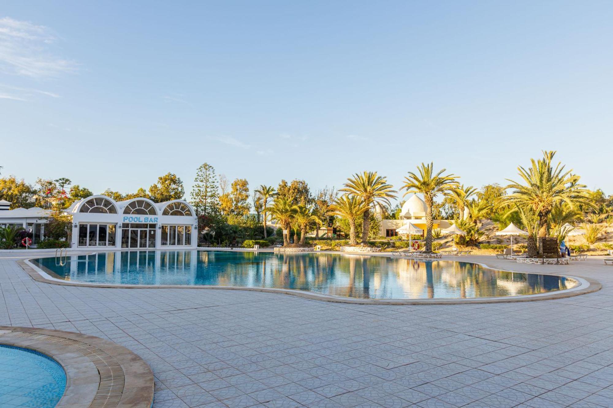 Iris Hotel & Thalasso Mezraia ภายนอก รูปภาพ